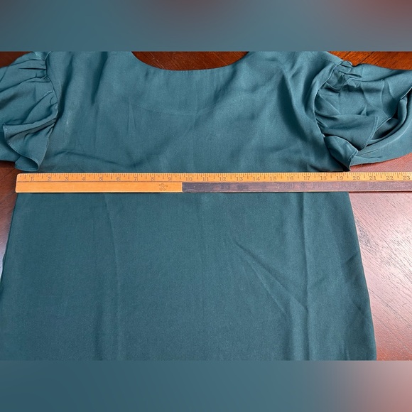 J.O.A. Ruffle Sleeve Blouse - Picture 5 of 8